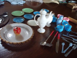 Tea anyone?  (sorry it is for Barbie and her friends)