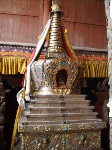 Stupa at Hemis Gompa, note turquoise and precious stones