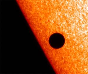 Hinode captures Mercury transit (nasa.gov)